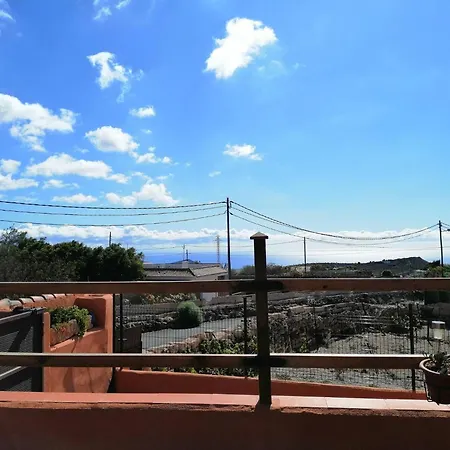 Mara - South Tenerife בית נופש *